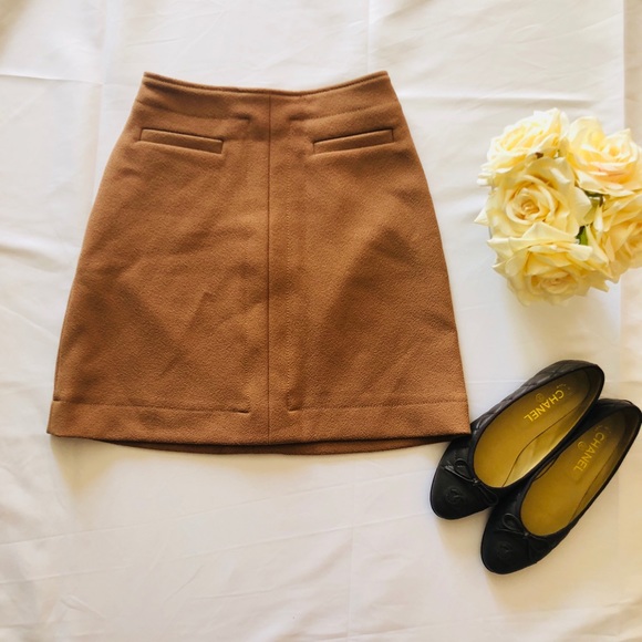 H&M Dresses & Skirts - H&M faux pocket skirt